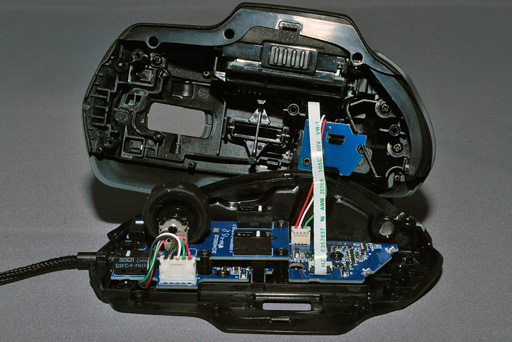 画像ギャラリー No.062のサムネイル画像 / 「ROCCAT Nyth」レビュー。左サイドの最大12ボタンを自由にカスタマイズできるマウスは,ズバリ買いなのか