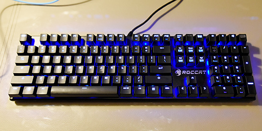 画像ギャラリー No.002のサムネイル画像 / ［COMPUTEX］ROCCATの新作キーボードは「フルキー仕様のまま，極限まで小さく」がコンセプト。E3ではさらなる新製品が