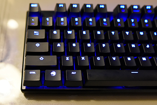 画像ギャラリー No.004のサムネイル画像 / ［COMPUTEX］ROCCATの新作キーボードは「フルキー仕様のまま，極限まで小さく」がコンセプト。E3ではさらなる新製品が