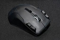 画像ギャラリー No.006のサムネイル画像 / ［COMPUTEX］ROCCATの「ワイヤードの操作感を持つワイヤレス」なゲーマー向けマウス「Leadr」に触ってきた