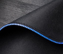 画像ギャラリー No.005のサムネイル画像 / 横幅90cmの光る大判マウスパッドがROCCATから登場