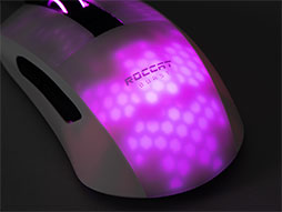 画像ギャラリー No.003のサムネイル画像 / 【PR】重量約68gのROCCAT製軽量マウス「Burst Pro」は,軽いだけでなくゲーマー向けマウスのトレンドを押さえた優れたマウスだ