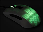 画像ギャラリー No.026のサムネイル画像 / 【PR】重量約68gのROCCAT製軽量マウス「Burst Pro」は,軽いだけでなくゲーマー向けマウスのトレンドを押さえた優れたマウスだ