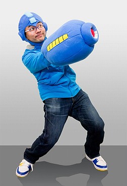 画像ギャラリー No.001のサムネイル画像 / 「ロックマン」のメット&バスターを再現したグッズが登場。予約受付を開始