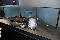 画像ギャラリー No.004のサムネイル画像 / ［COMPUTEX］AMD，ノートPC用の外付けMobility HD 5870を披露。Radeonベースの3D立体視環境も