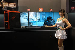 画像ギャラリー No.014のサムネイル画像 / ［COMPUTEX］AMD，ノートPC用の外付けMobility HD 5870を披露。Radeonベースの3D立体視環境も