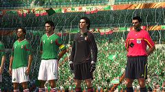 画像ギャラリー No.020のサムネイル画像 / 「2010 FIFA ワールドカップ 南アフリカ大会」の発表会が開催。ベッキー・クルーエルの“可愛いにもほどがある”ゴールパフォーマンスも