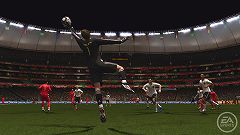 画像ギャラリー No.026のサムネイル画像 / 「2010 FIFA ワールドカップ 南アフリカ大会」の発表会が開催。ベッキー・クルーエルの“可愛いにもほどがある”ゴールパフォーマンスも