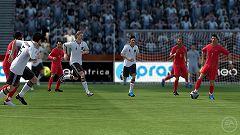 画像ギャラリー No.037のサムネイル画像 / 「2010 FIFA ワールドカップ 南アフリカ大会」の発表会が開催。ベッキー・クルーエルの“可愛いにもほどがある”ゴールパフォーマンスも