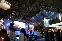 画像ギャラリー No.003のサムネイル画像 / ［TGS 2010］「VANQUISH」「クロヒョウ 龍が如く新章」などビッグタイトルが試遊可能。セガブースの出展情報をお届け