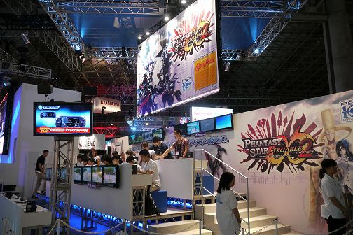 画像ギャラリー No.009のサムネイル画像 / ［TGS 2010］「VANQUISH」「クロヒョウ 龍が如く新章」などビッグタイトルが試遊可能。セガブースの出展情報をお届け