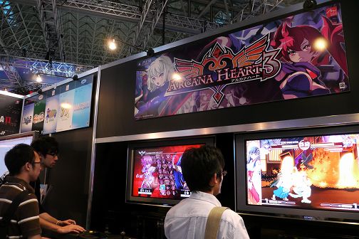 画像ギャラリー No.027のサムネイル画像 / ［TGS 2010］「VANQUISH」「クロヒョウ 龍が如く新章」などビッグタイトルが試遊可能。セガブースの出展情報をお届け