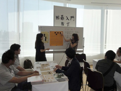 画像ギャラリー No.004のサムネイル画像 / ［CEDEC 2010］コンピュータ囲碁から学ぶAIの“賢さ”とは。「CEDEC CHALLENGE:超速碁九路盤囲碁AI対決決勝」レポート