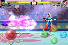 画像ギャラリー No.041のサムネイル画像 / いつでもどこでも通信対戦。 iPhone/iPod touch版「ストリートファイターIV」，通信対戦動画と登場キャラクター8名の情報を公開
