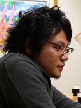 画像ギャラリー No.001のサムネイル画像 / ［iPhone］読者プレゼントをかけた真剣勝負。iPhone/iPod touch版「ストリートファイターIV」で，カプコンの人とガチで対戦してみた
