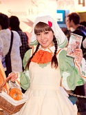 画像ギャラリー No.027のサムネイル画像 / ［TGS 2010］キャバ嬢，国際的映画女優から水着まで。過去最大規模（当社比）でお届けするTGSコンパニオン写真集を掲載