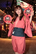 画像ギャラリー No.209のサムネイル画像 / ［TGS 2010］キャバ嬢，国際的映画女優から水着まで。過去最大規模（当社比）でお届けするTGSコンパニオン写真集を掲載