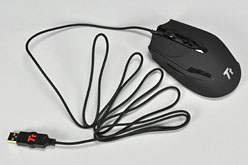 画像ギャラリー No.003のサムネイル画像 / Thermaltakeのゲーマー向けマウス第1弾「Tt eSPORTS BLACK」レビュー。かぶせ持ち派なら選択肢になるか
