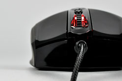 画像ギャラリー No.011のサムネイル画像 / Thermaltakeのゲーマー向けマウス第1弾「Tt eSPORTS BLACK」レビュー。かぶせ持ち派なら選択肢になるか