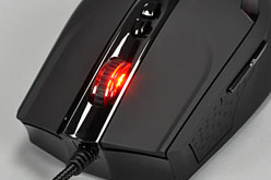 画像ギャラリー No.017のサムネイル画像 / Thermaltakeのゲーマー向けマウス第1弾「Tt eSPORTS BLACK」レビュー。かぶせ持ち派なら選択肢になるか