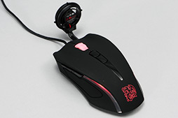画像ギャラリー No.003のサムネイル画像 / ［COMPUTEX］Tt eSPORTSからまさかの“冷却ファン付きマウス”が登場。展示に先駆けて製品写真を撮影してみた