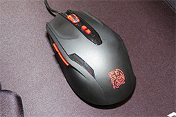 画像ギャラリー No.016のサムネイル画像 / ［CES 2017］正式発表前のゲーマー向けキーボードを複数目撃。Thermaltakeブースレポート