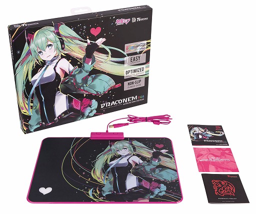 画像ギャラリー No.001のサムネイル画像 / 初音ミクデザインの光るマウスパッドがツクモ各店で3月9日発売
