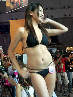 画像ギャラリー No.006のサムネイル画像 / ［TGS 2010］水着ショーと「DIVINA」ほとんど関係ねぇー！　5本のガマニアステージイベントをまとめて紹介