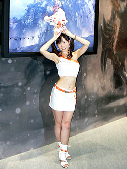 画像ギャラリー No.002のサムネイル画像 / ［TGS 2010］水着ファッションショーは大混雑必至！　人気タイトルは30〜45分待ちのガマニアブース混雑度調査レポート