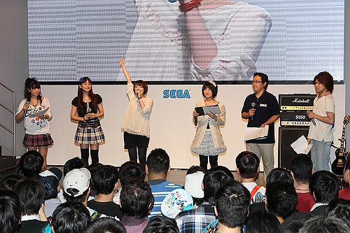 画像ギャラリー No.009のサムネイル画像 / ［TGS 2010］DLC「StargazeR」「初音ミクの消失」の配信が決定！ アイマス声優も駆けつけた「初音ミク -Project DIVA- 2nd」ステージレポート