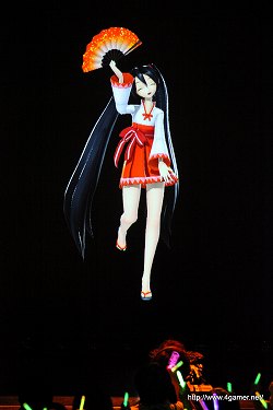 画像ギャラリー No.020のサムネイル画像 / 初音ミク1年振りのソロコンサート。「初音ミク ライブ パーティー 2011 -39's LIVE IN TOKYO」の模様をレポート