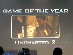 画像ギャラリー No.003のサムネイル画像 / ［GDC 2010］Game Developers Choice Awards授賞式では，Warren Spectorに呼ばれてWill Wrightが現れ，John Carmackがどんだけロックかを証明した