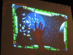 画像ギャラリー No.007のサムネイル画像 / ［GDC 2010］テーブル型ゲームエンターテイメント「Microsoft Surface」はデベロッパを大募集中