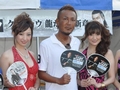 「クロヒョウ 龍が如く新章」体験会が実施された“2010神宮外苑花火大会”で，名越稔洋氏にショートインタビューを実施