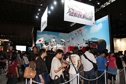 画像ギャラリー No.012のサムネイル画像 / ［TGS 2010］「モンスターハンターポータブル 3rd」が貫禄の一番人気。TGS 2010一般日初日，カプコンブースの混雑状況レポート