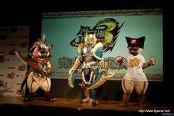 画像ギャラリー No.017のサムネイル画像 / 「モンスターハンターポータブル 3rd」完成披露発表会速報。ギルドカードの交換がもっと楽しくなる「ふらっとハンター」,「乱入クエスト」などの新要素が公開
