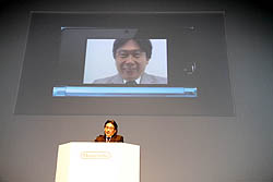 画像ギャラリー No.046のサムネイル画像 / 任天堂カンファレンス2010開幕。ニンテンドー3DSは2011年2月26日発売。価格は2万5000円