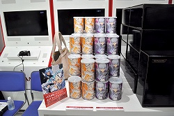 画像ギャラリー No.017のサムネイル画像 / 「東京ミッドタウン店をKONAMIの情報発信基地にしたい」コナミスタイルのアンテナショップが本日六本木にグランドオープン。「MGSPW」「ラブプラス」のショーケース展示や限定グッズの販売も