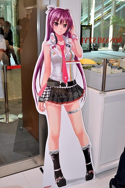 画像ギャラリー No.023のサムネイル画像 / 「東京ミッドタウン店をKONAMIの情報発信基地にしたい」コナミスタイルのアンテナショップが本日六本木にグランドオープン。「MGSPW」「ラブプラス」のショーケース展示や限定グッズの販売も