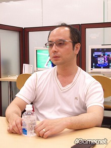 画像ギャラリー No.010のサムネイル画像 / 「ラブプラス」に見るこの先の人間関係のあり方,そしてARの可能性について,社会学者 鈴木謙介氏がKONAMIの内田明理プロデューサーと語り合う