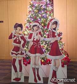 画像ギャラリー No.001のサムネイル画像 / 今年もクリスマスは中止じゃなかった。「ラブプラス クリスマスイベント メリープラスマス2010」に500名以上のカレシが集結。アーケードや3DSの最新情報も明らかに