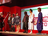 画像ギャラリー No.056のサムネイル画像 / 今年もクリスマスは中止じゃなかった。「ラブプラス クリスマスイベント メリープラスマス2010」に500名以上のカレシが集結。アーケードや3DSの最新情報も明らかに