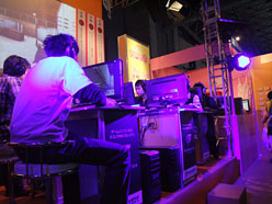 画像ギャラリー No.019のサムネイル画像 / ［TGS 2010］各種オンラインFPSの有名プレイヤーが7タイトルで激突！ WebMoney主催「FPS甲子園」観戦レポート