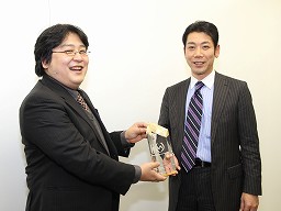 画像ギャラリー No.001のサムネイル画像 / 【PR】有効投票数はなんと13万7224票! ユーザー投票で決まるオンラインゲームアワード「WebMoney Award 2010」受賞各社にインタビュー