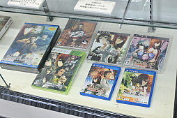画像ギャラリー No.003のサムネイル画像 / 14周年を迎える「STEINS;GATE」,本日から秋葉原ラジオ会館では特別展示とグッズ販売を実施,イベント限定の景品が当たるカプセルトイも