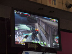 画像ギャラリー No.020のサムネイル画像 / ［AOU2012] 「ボーダーブレイクエアバースト Ver.2.7」は2月28日に稼働。最新情報連発のステージ＆プレイレポート