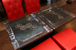画像ギャラリー No.007のサムネイル画像 / 「『BORDER BREAK』cafe MAG MELL」内覧会レポート。「ボーダーブレイク」の10年を振り返りながら，オリジナルメニューを楽しもう
