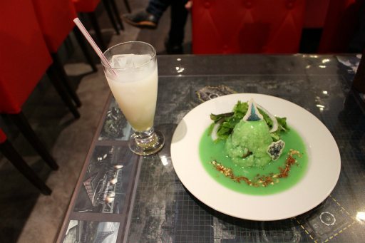 画像ギャラリー No.013のサムネイル画像 / 「『BORDER BREAK』cafe MAG MELL」内覧会レポート。「ボーダーブレイク」の10年を振り返りながら，オリジナルメニューを楽しもう