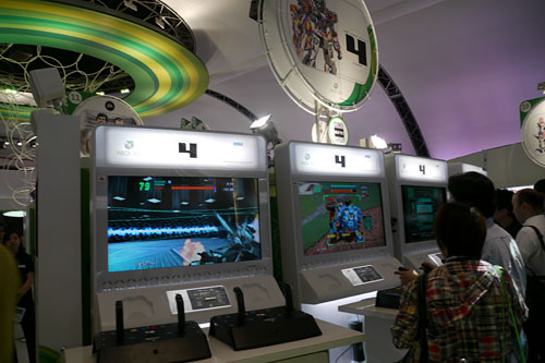 画像ギャラリー No.005のサムネイル画像 / ［TGS 2010］グラフィックアレンジ有効版「電脳戦機バーチャロンフォース」直撮りプレイムービーを掲載。って，ツインスティックEX最後の再販決定!?