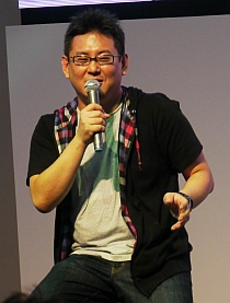 画像ギャラリー No.008のサムネイル画像 / [TGS 2010]亙さんならやりかねないと思ってました――“漢仕様”のシステムリンクも発表された，「電脳戦機バーチャロン フォース」イベントレポート